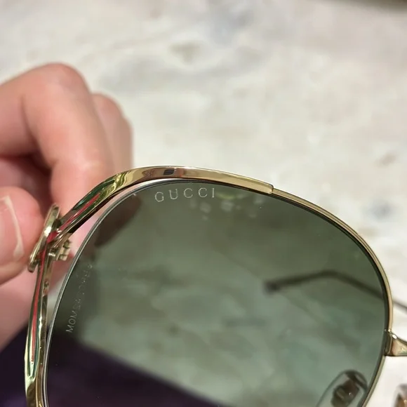 Gucci sunglasses GG0225S - Picture 6 of 17